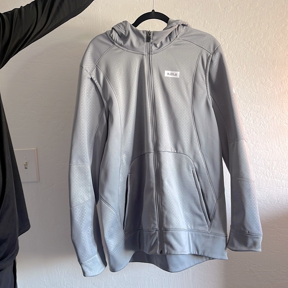 Nike Lebron Men’s Zip Up Hoodie